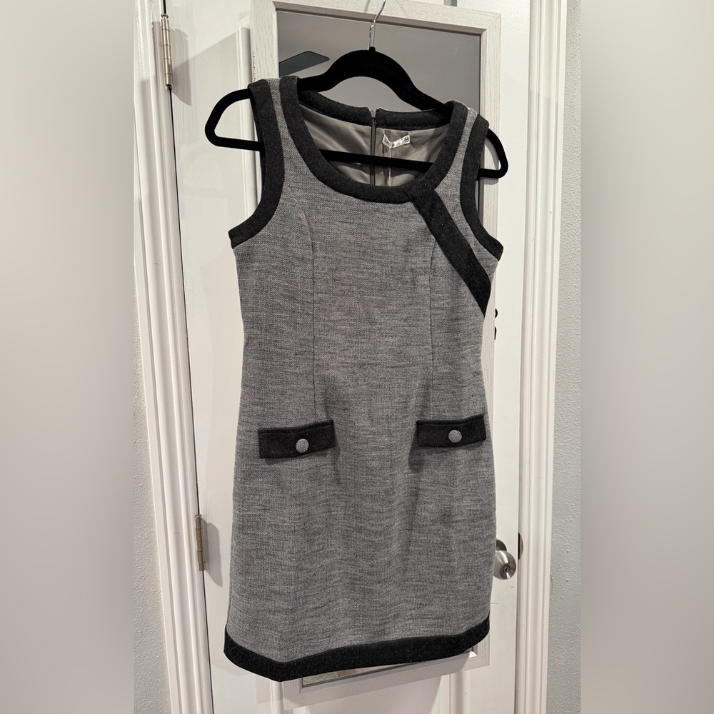 Chic Gray Sleeveless Mini Dress